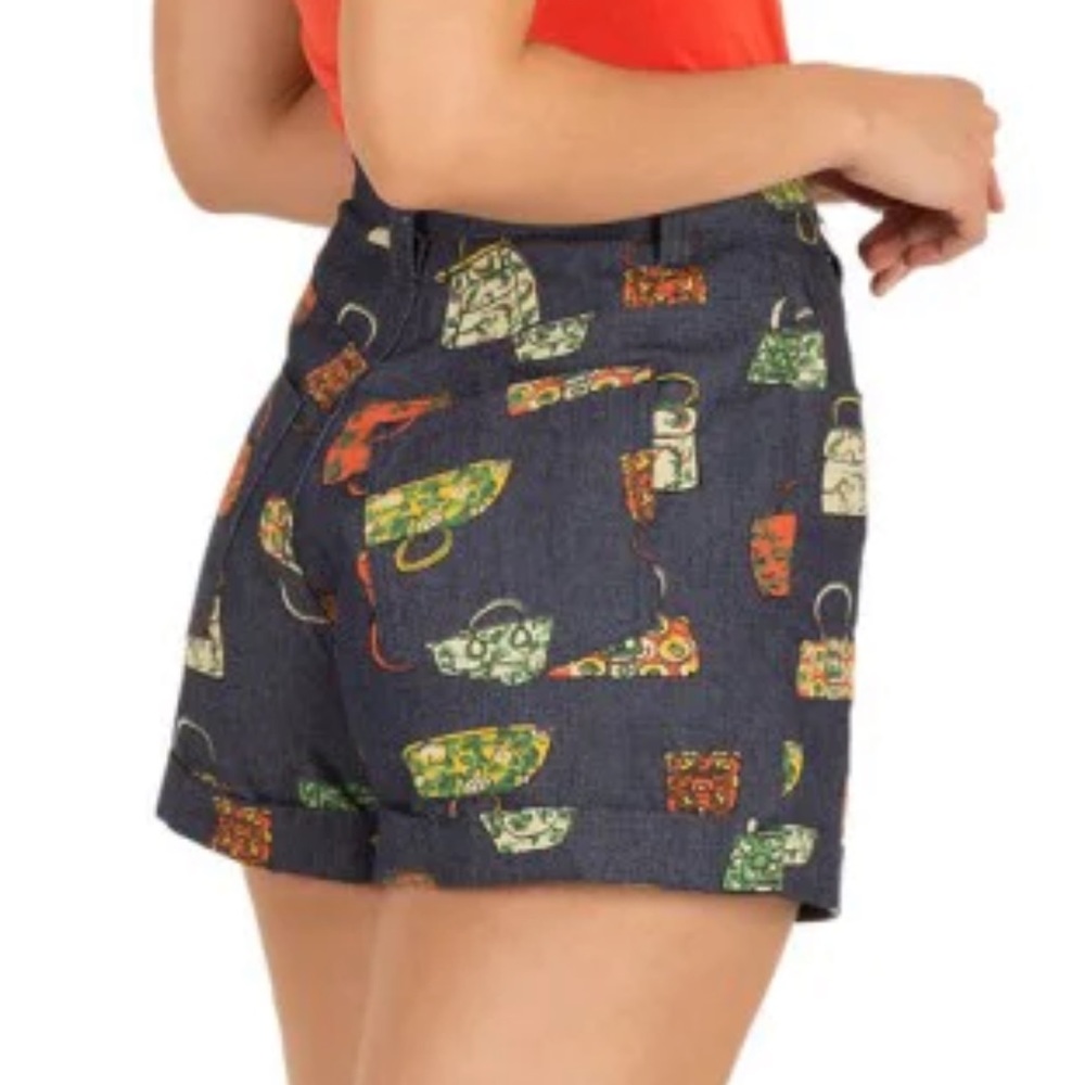 Purse Design Denim Shorts